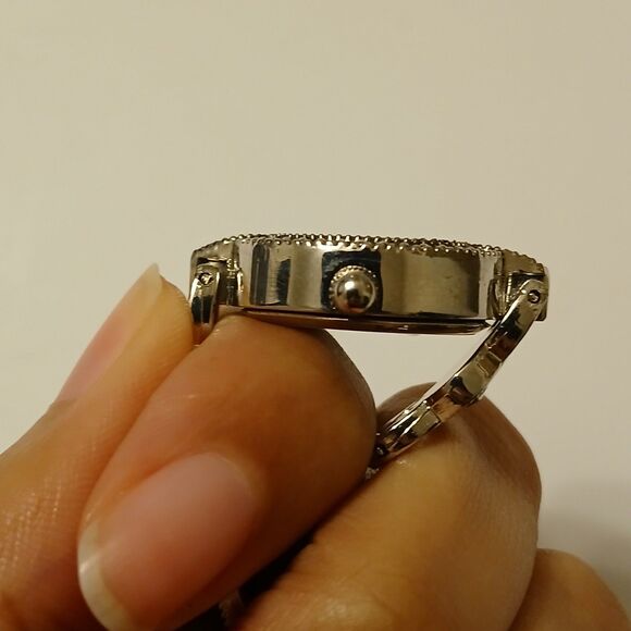 Vintage Cote d'Azur Silver Tone Mother of Pearl Dial Quartz Ladies Watch Sz. 7" - Picture 15 of 16